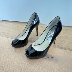 Price drop ⬇️ Michael Kors Black Patent Platform Heels
